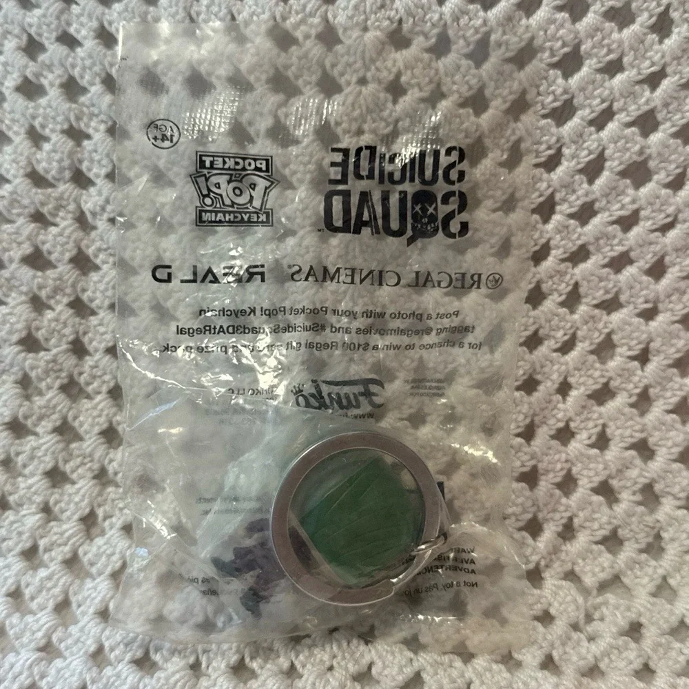 Sealed Funko POP Suicide Squad THE JOKER Keychain Regal Cinemas‎ Exclusive